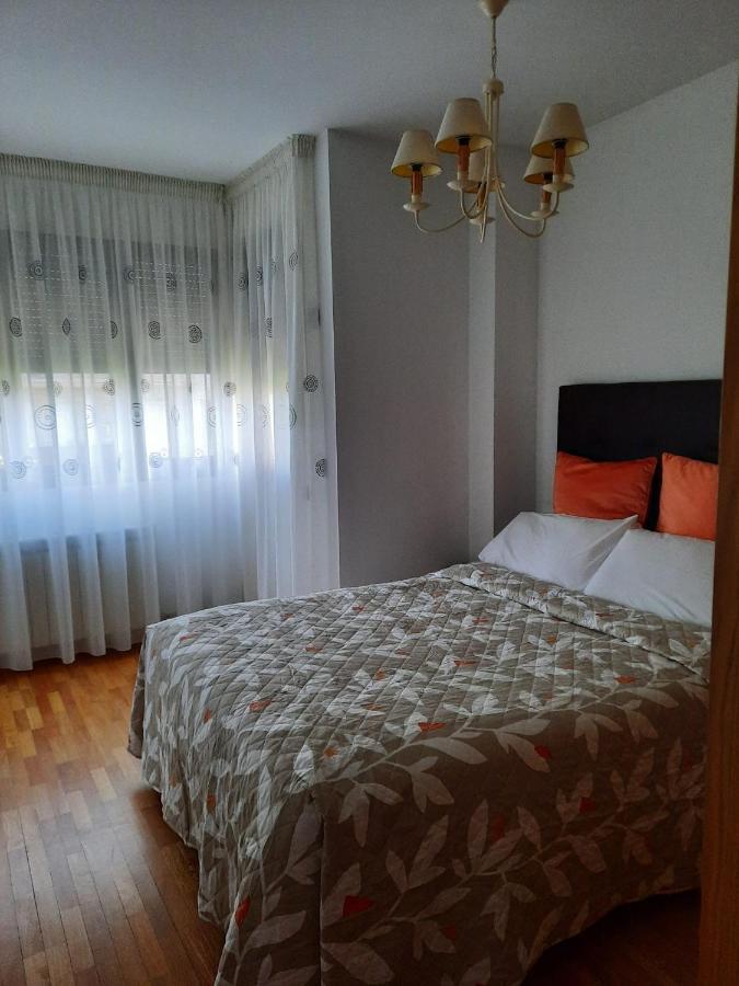Apartamento Bulevar Burgo Exteriör bild
